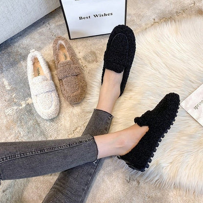 Amelia - Women's Ultra‑Cozy Plush Moccasins
