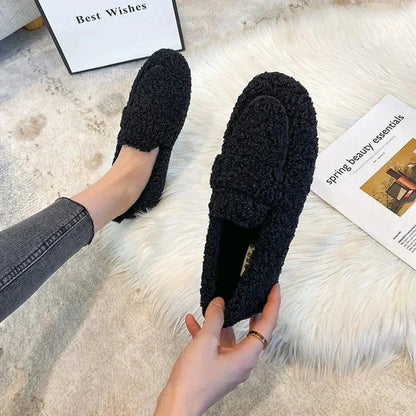 Amelia - Women's Ultra‑Cozy Plush Moccasins