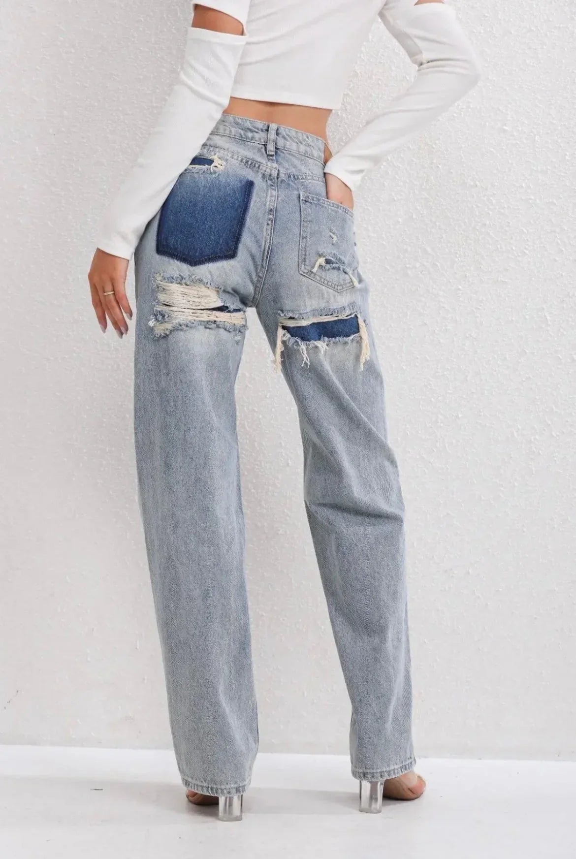 Amber - Vintage Ripped Jeans for Women